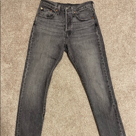 Levi’s 501 Skinny - Picture 2 of 5